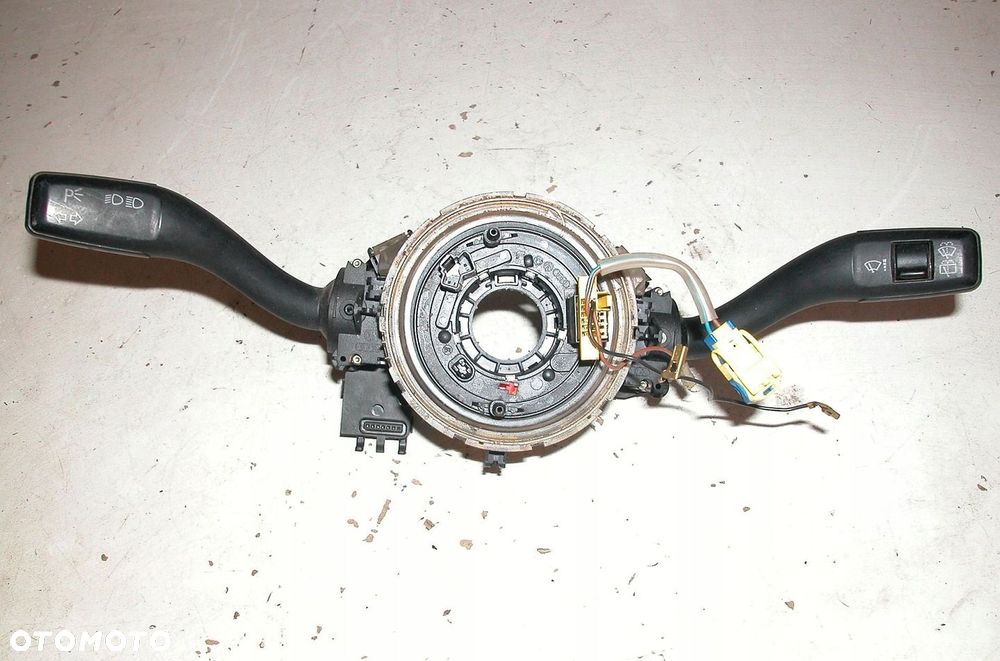 AUDI A4 B6 B7 PRZEŁĄCZNIK ZESPOLONY 8E0953549F - 1