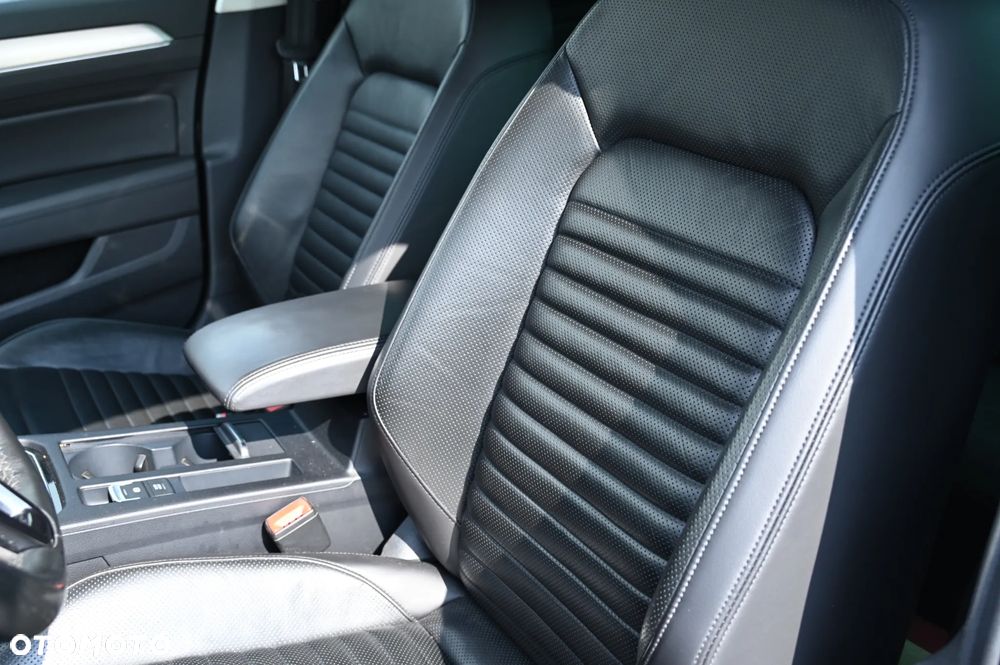 Volkswagen Passat 2.0 TDI Bi-Turbo BMT 4Mot Highline DSG - 14