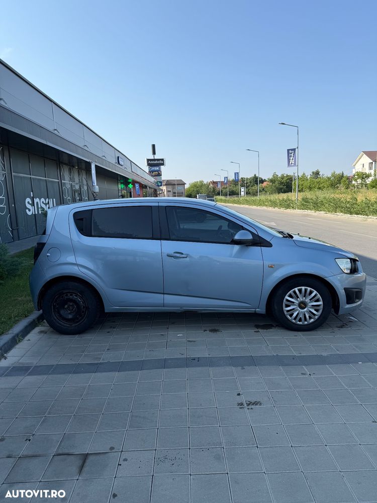 Chevrolet Aveo - 6