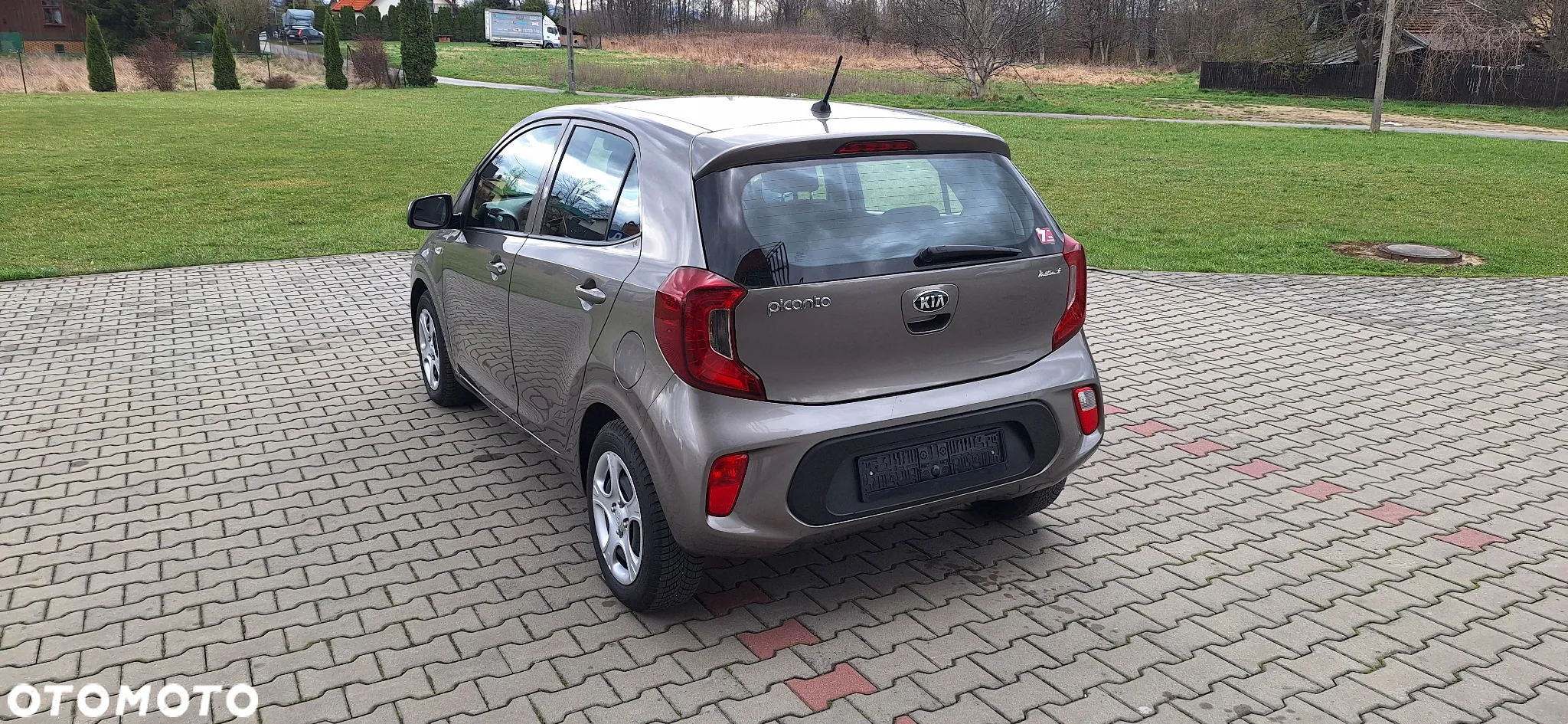 Kia Picanto - 3