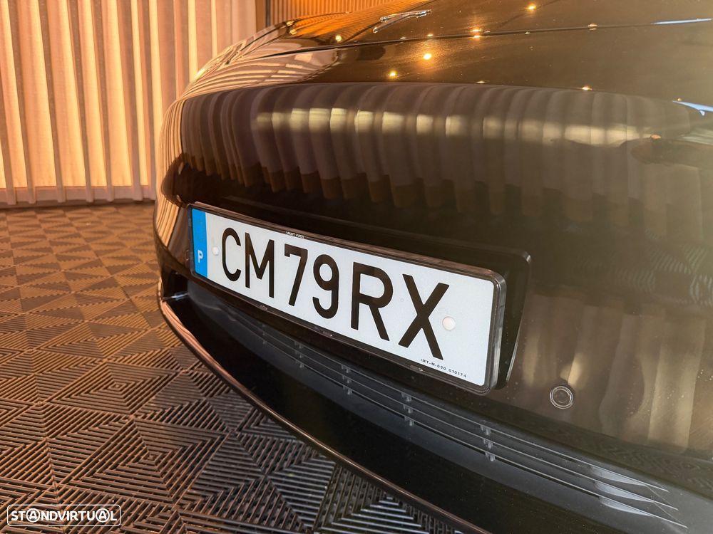 Tesla Model Y Performance Dual Motor AWD - 11