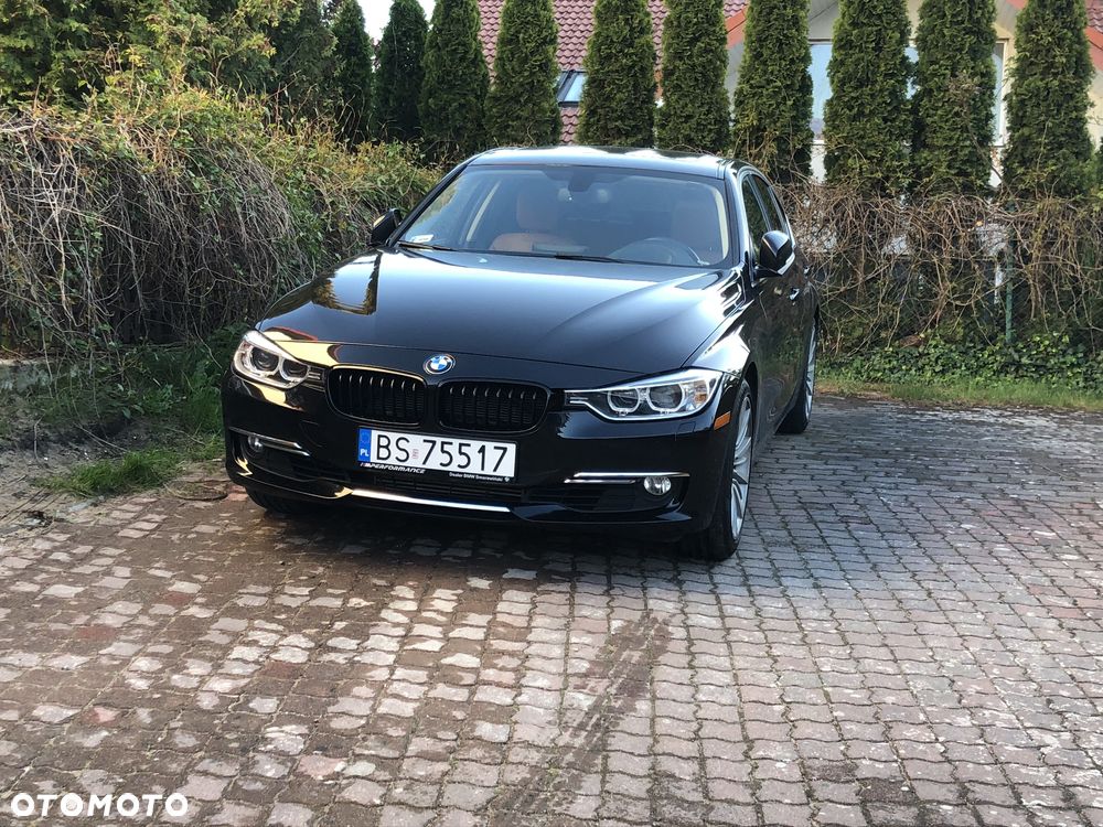 BMW Seria 3 328i Luxury Line - 2