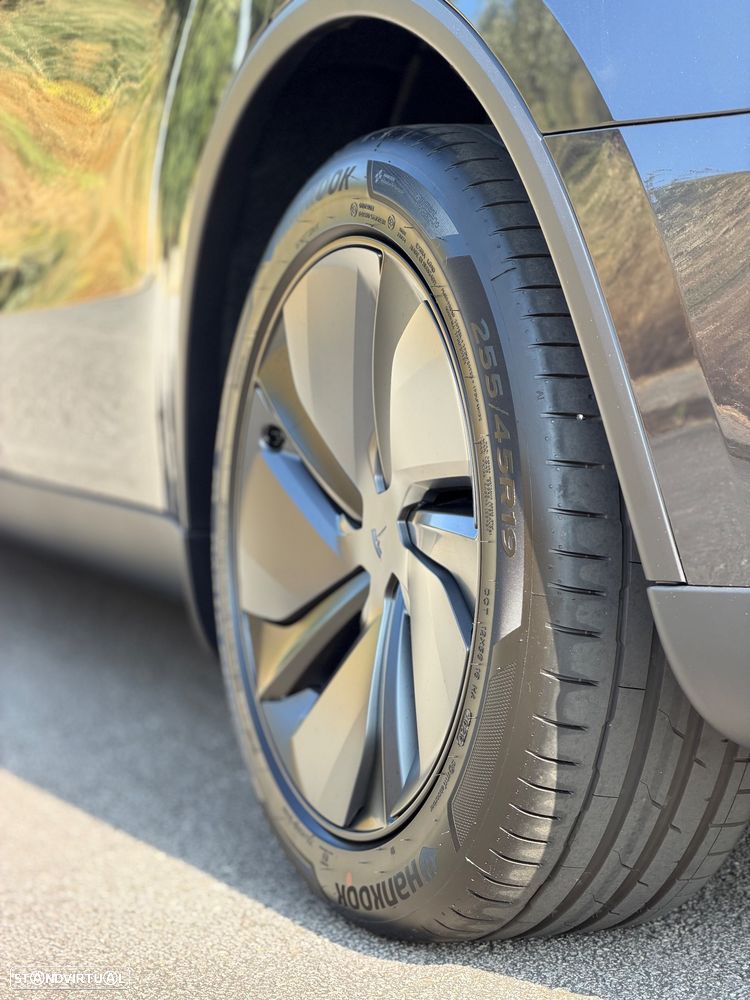 Tesla Model Y Long Range Tração Integral - 8