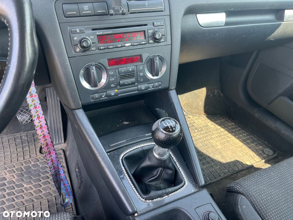 Audi A3 3-drzwiowe 1.6 S Line Sportpaket plus - 11