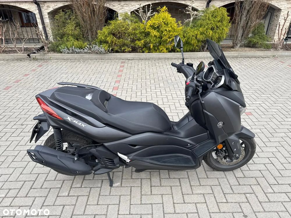 Yamaha X-max - 3