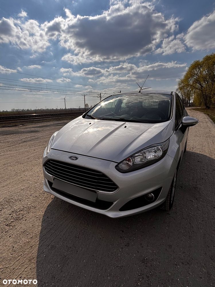 Ford Fiesta 1.4 Trend - 8