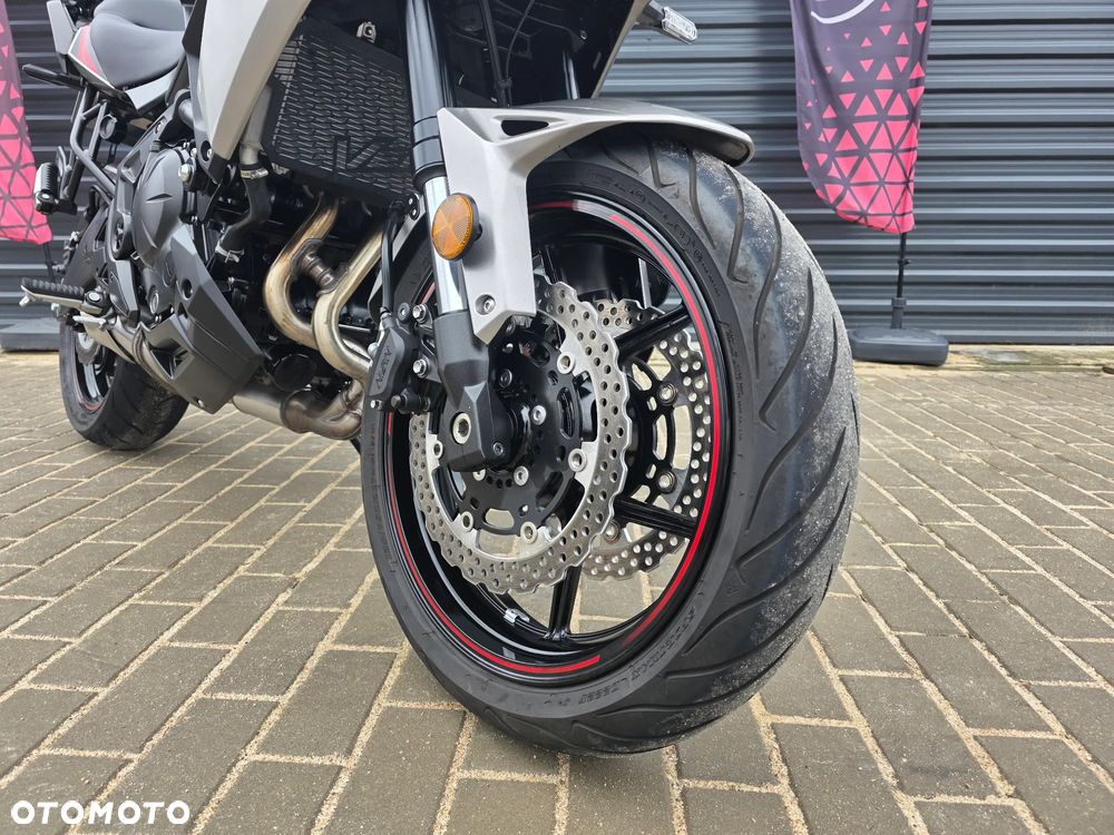 Kawasaki Versys 650 - 28