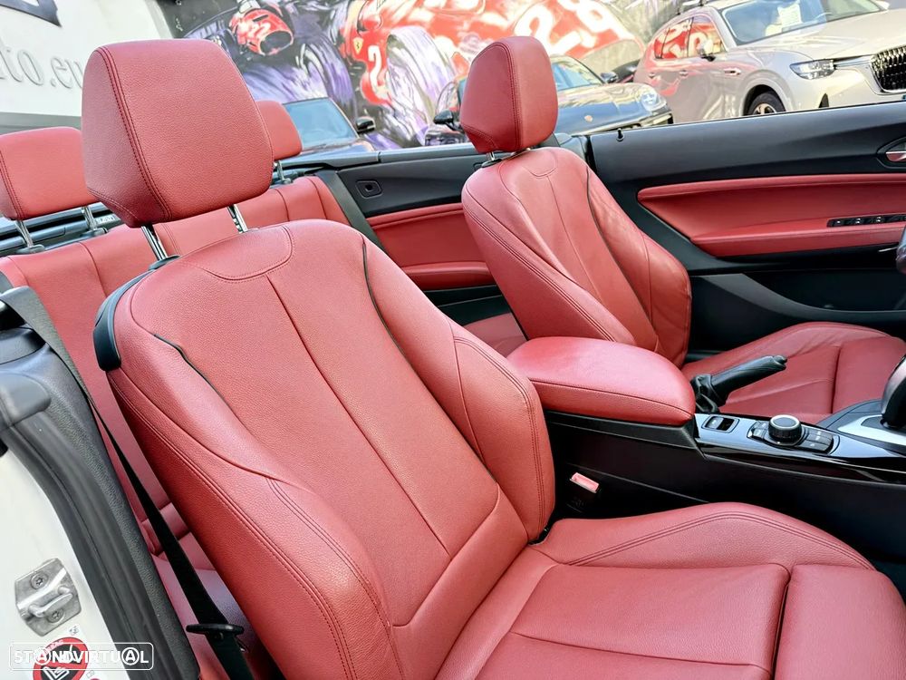 BMW 218 i Cabrio Line Sport Auto - 28