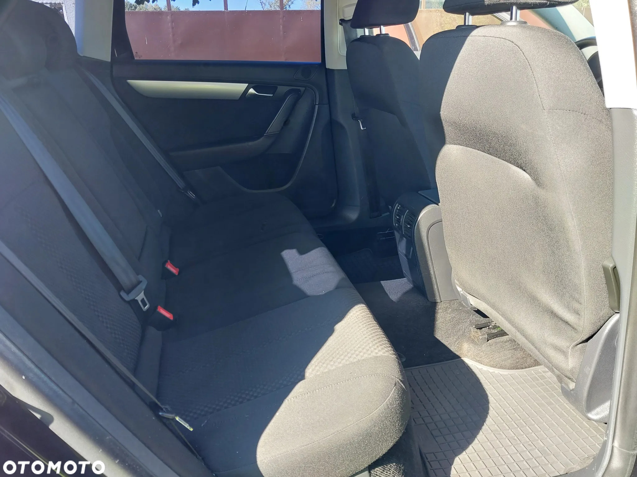 Volkswagen Passat 2.0 TDI Trendline - 8