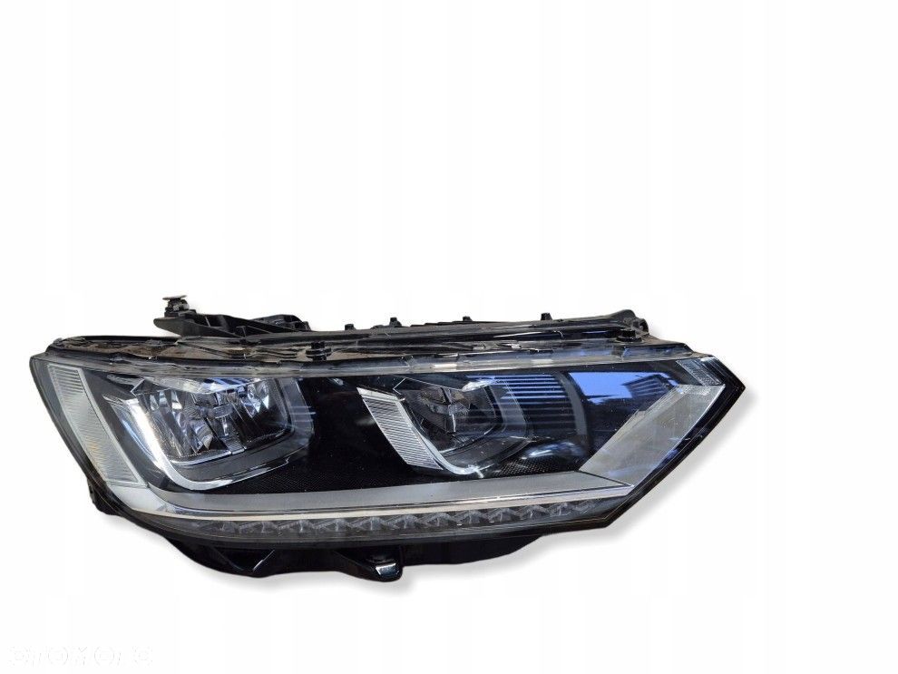 Reflektor Przód strona prawa Volkswagen PASSAT B8 3G1941036L - 1