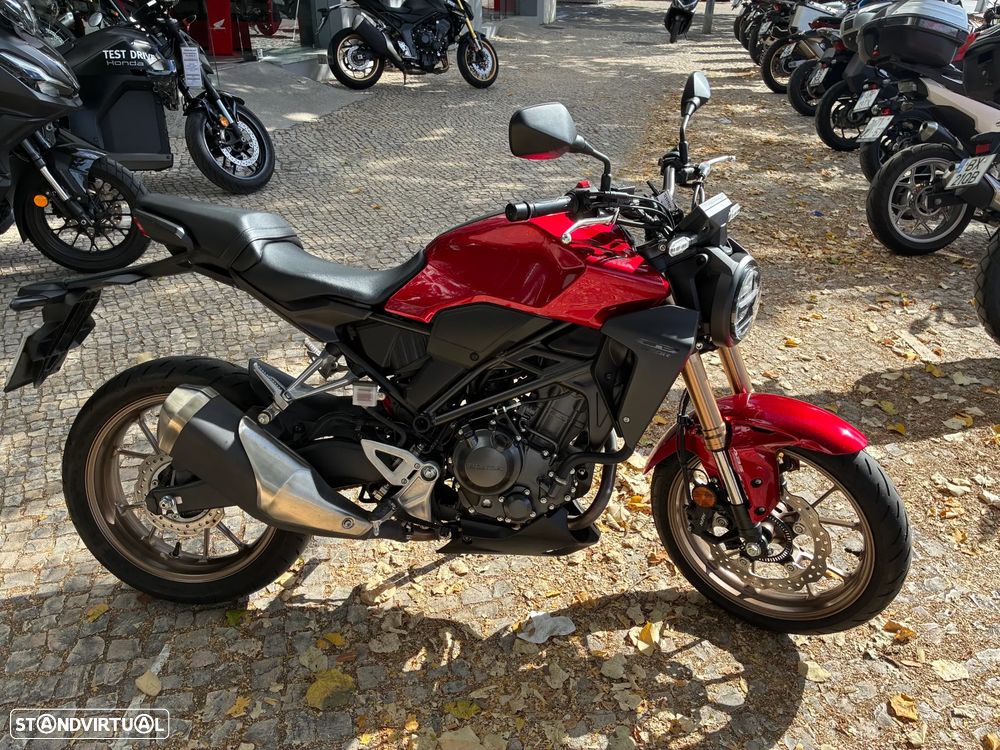 Honda CB 300 R - 3
