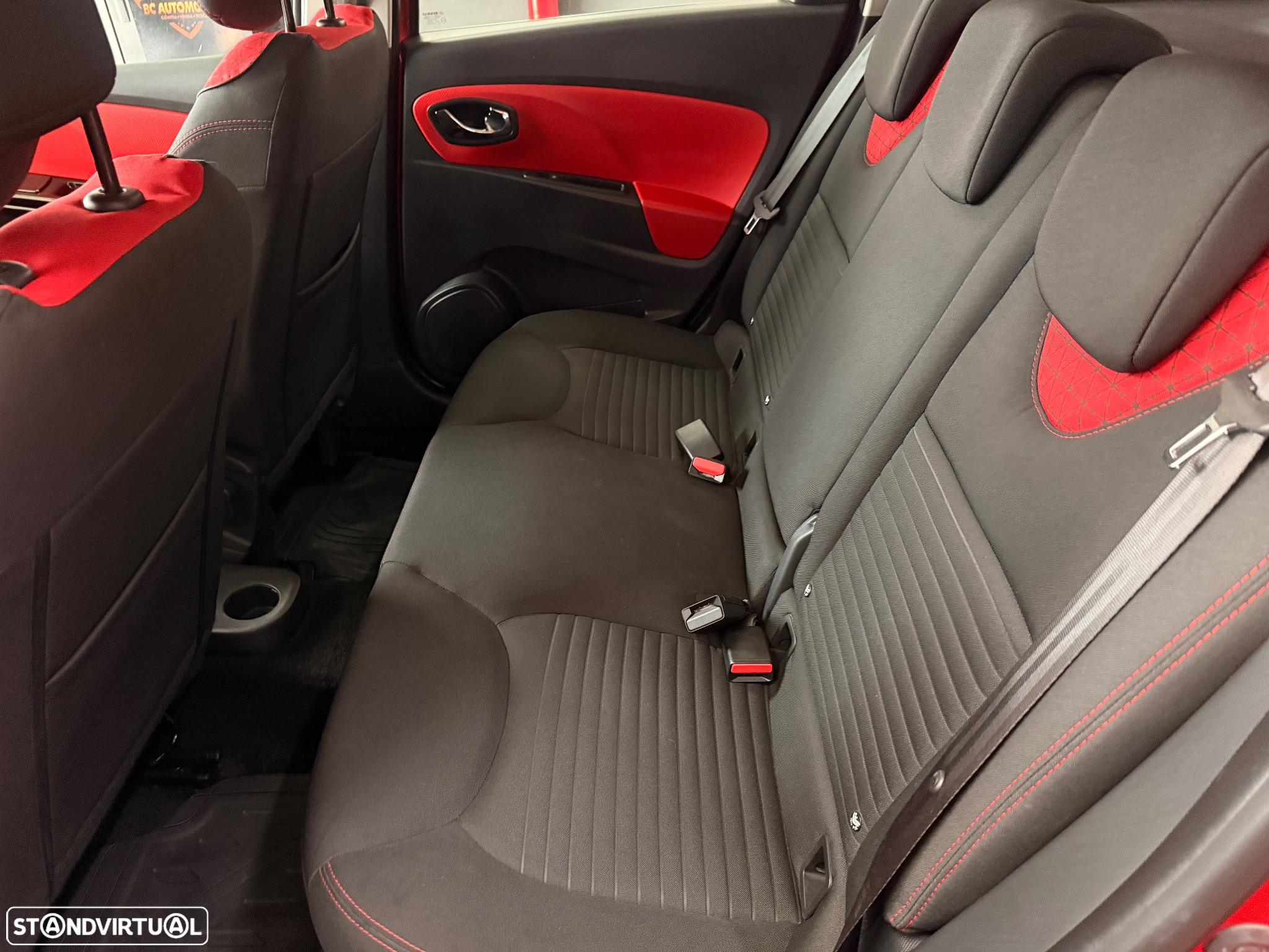 Renault Clio Sport Tourer 0.9 TCE Dynamique S - 6