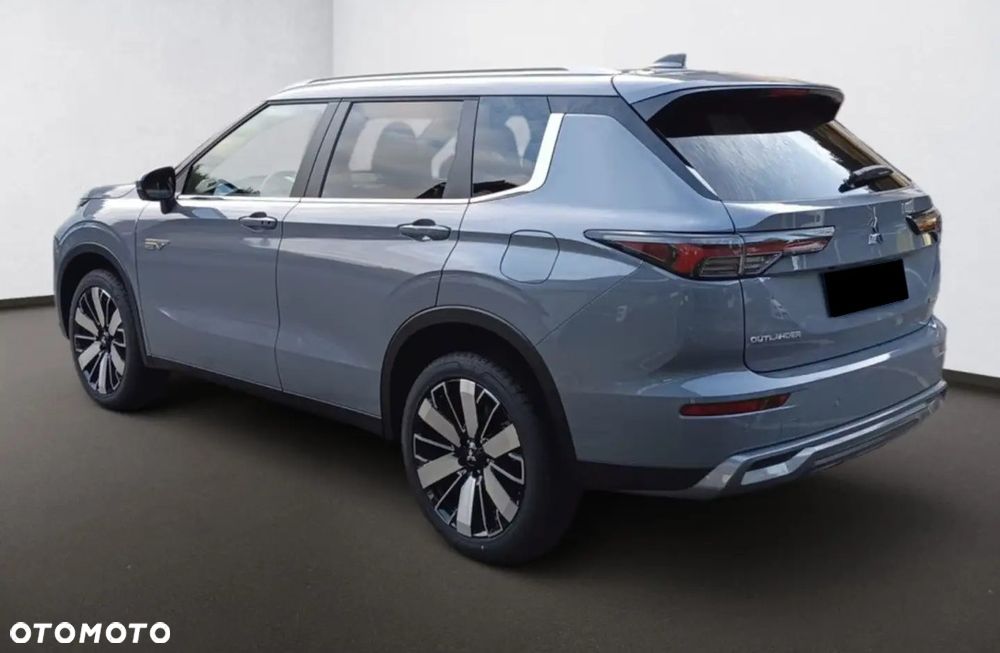 Mitsubishi Outlander Intense - 3