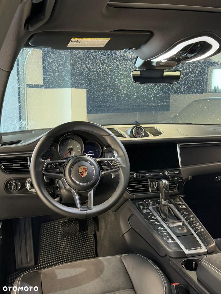Porsche Macan GTS PDK - 25