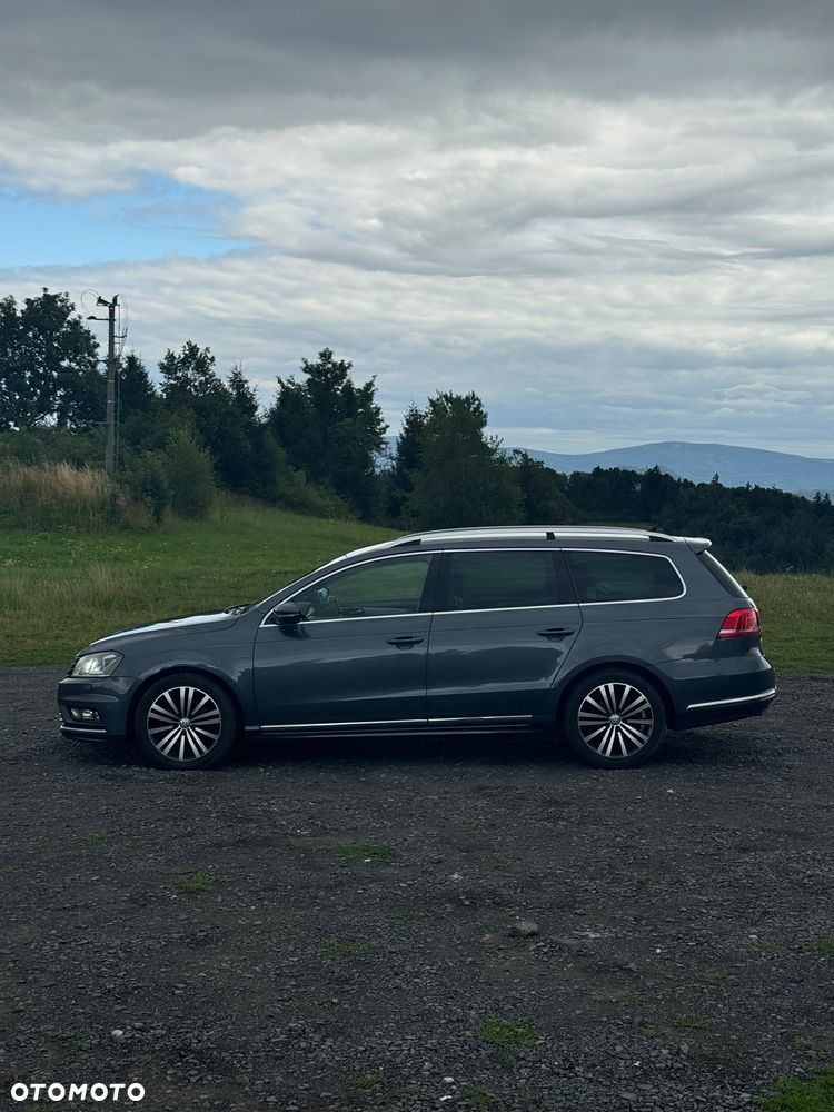 Volkswagen Passat 2.0 TDI Highline R-Style DSG - 9