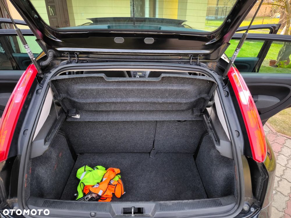 Fiat Grande Punto 1.4 16V Sport - 12