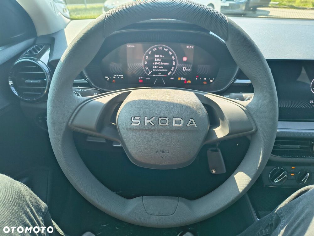 Skoda Fabia 1.0 Essence - 20