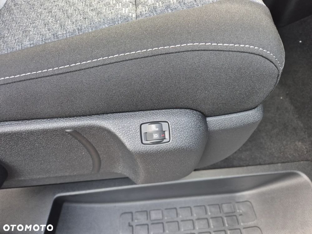 Citroën SpaceTourer 2.0 BlueHDi XL Plus EAT8 - 17