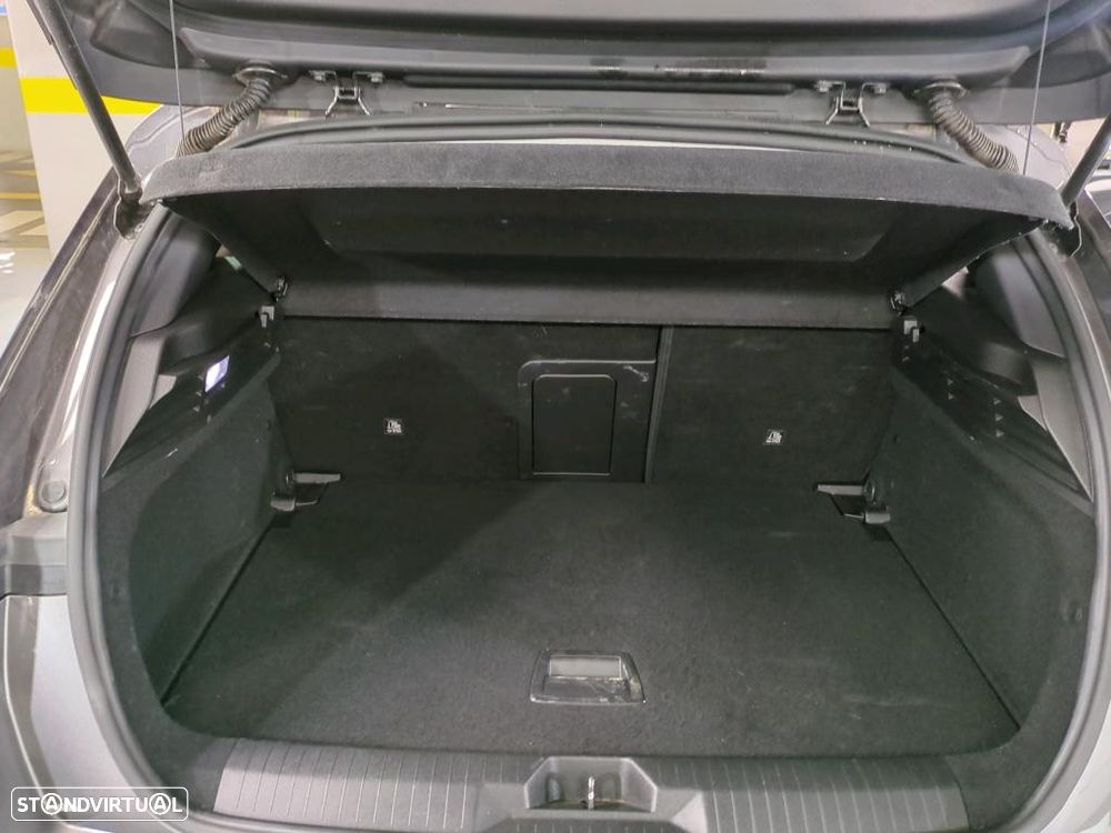 Opel Astra 1.5 D Elegance - 11