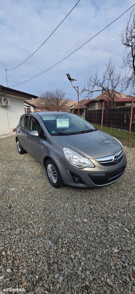 Opel Corsa 1.4 16V Satellite - 28