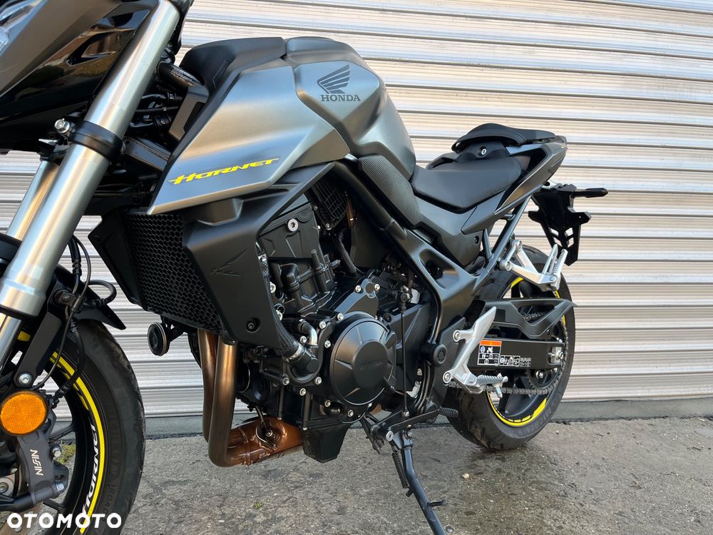 Honda Hornet - 18