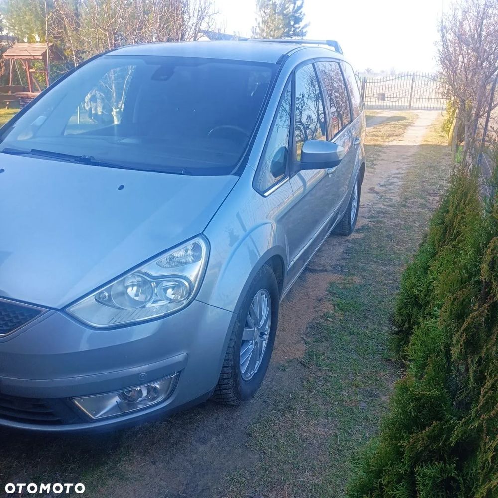Ford Galaxy 2008 photo 3