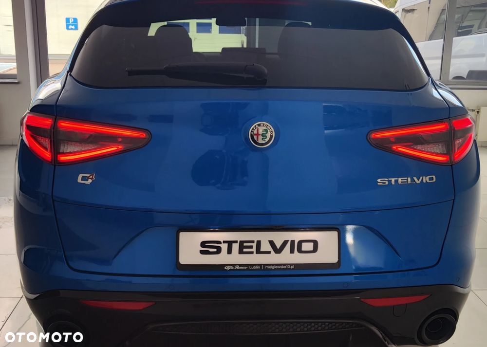Alfa Romeo Stelvio 2.0 Turbo Veloce Q4 - 9