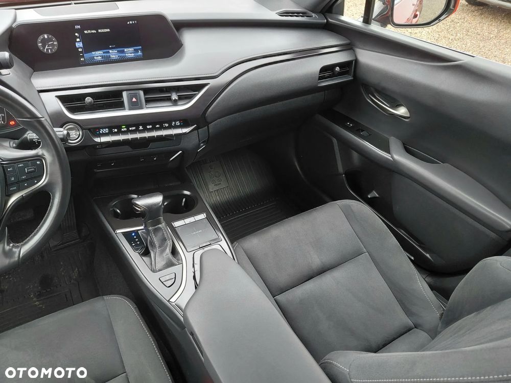 Lexus UX 200 GPF Business 2WD - 12