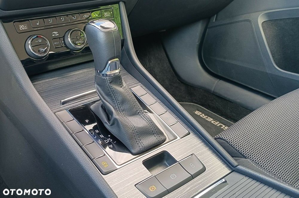 Skoda Superb 1.5 TSI Style DSG - 25