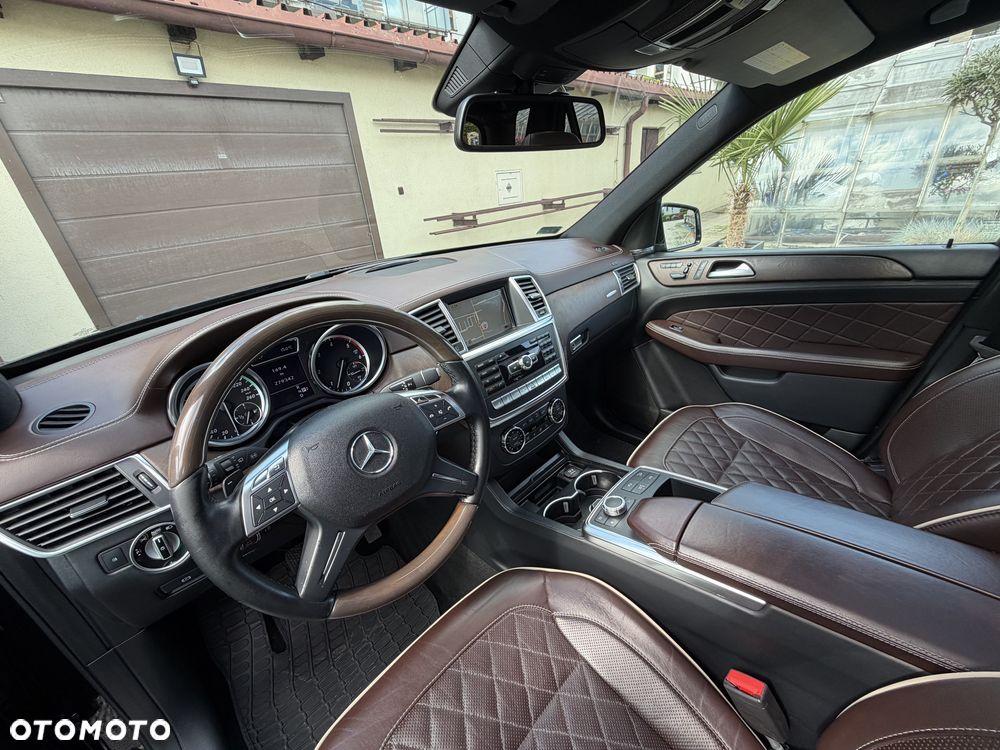 Mercedes-Benz ML 350 BlueTEC 4-Matic - 4