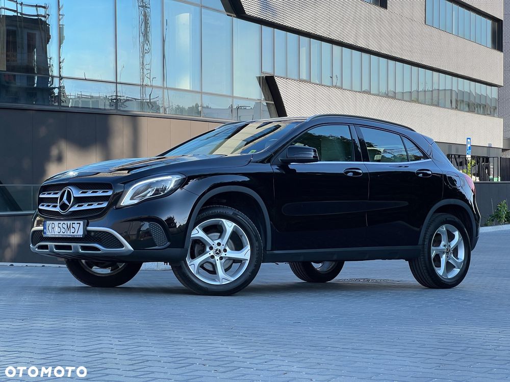 Mercedes-Benz GLA 200 7G-DCT Urban - 3