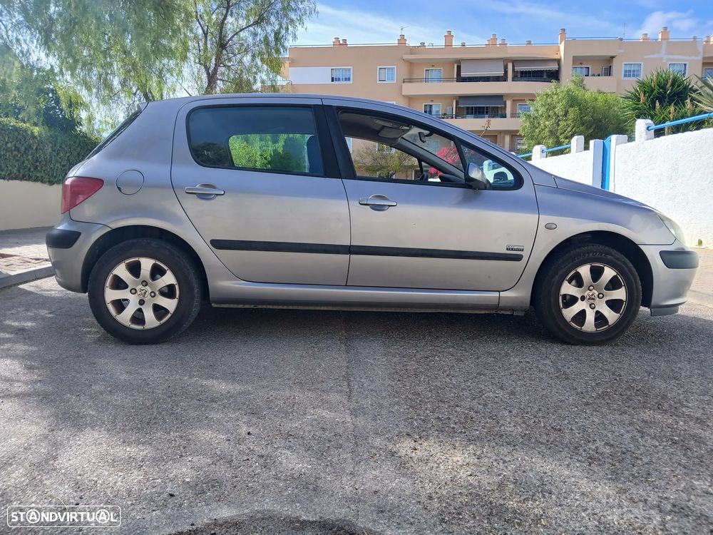 Peugeot 307 2004 photo 5