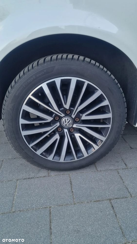 Volkswagen Multivan - 7