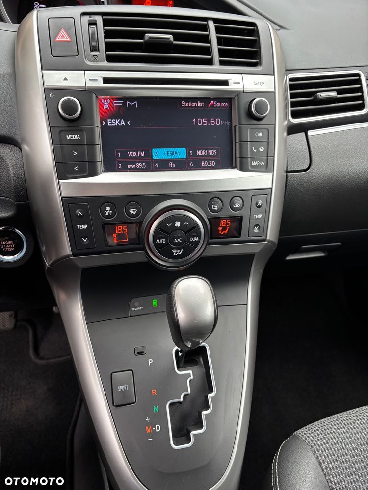 Toyota Verso 1.8 Prestige EU5 MS - 22