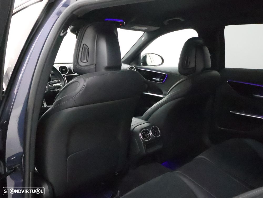 Mercedes-Benz C 300 e AMG Line - 29