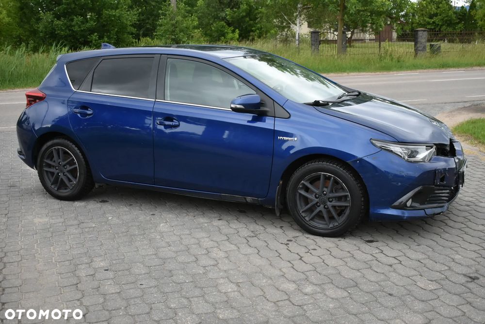 Toyota Auris - 10