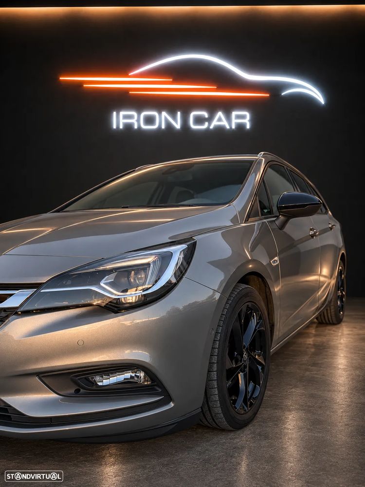 Opel Astra Sports Tourer - 4