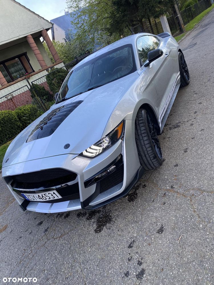 Ford Mustang - 6