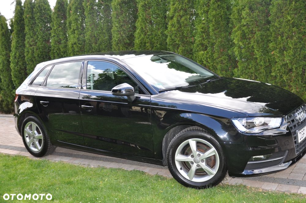 Audi A3 Sportback 1.4 TFSI Ambiente - 18