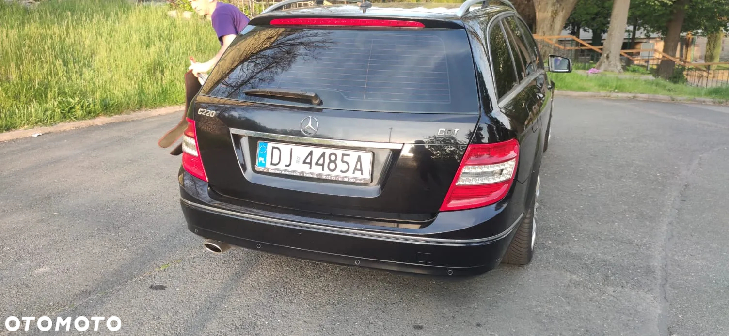 Mercedes-Benz Klasa C 220 T CDI DPF (BlueEFFICIENCY) - 17