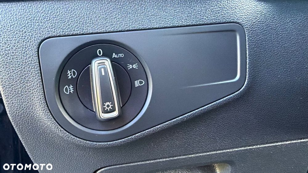 Volkswagen Tiguan 2.0 TDI SCR R-Line - 32
