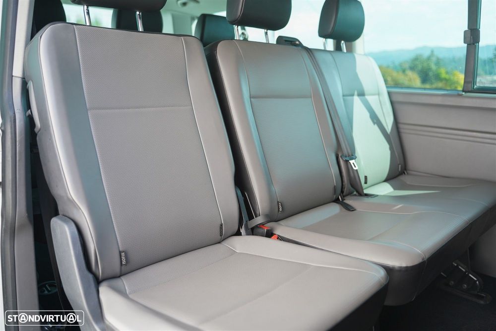VW Caravelle 2.0 TDi BM Longa Comfortline - 13