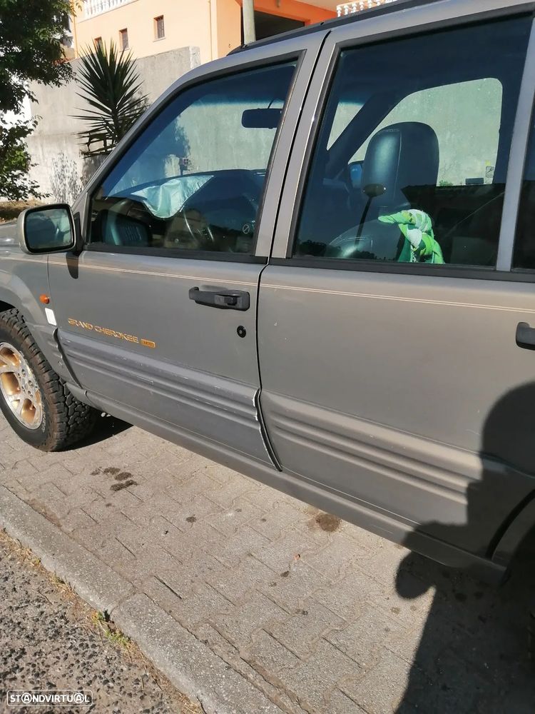 Jeep Grand Cherokee 2.5 TD Laredo - 3