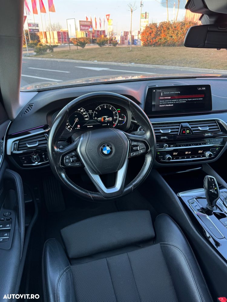 BMW Seria 5 530i Aut. Sport Line - 11