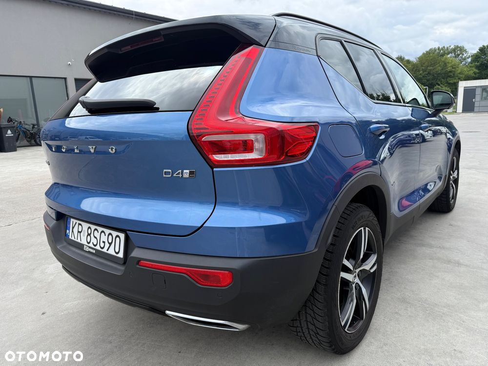 Volvo XC 40 D4 AWD R-Design - 7