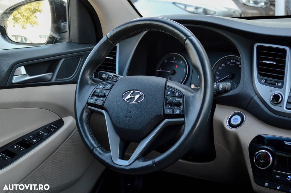 Hyundai Tucson blue 1.7 CRDi 2WD DCT Premium - 28