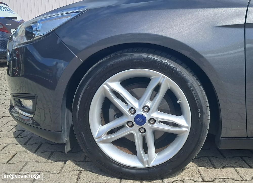 Ford Focus SW 1.5 TDCi Titanium DPS - 22