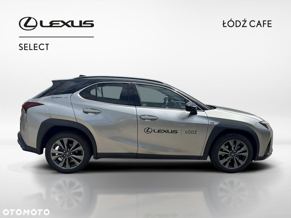 Lexus UX 300h F Sport Design - 7