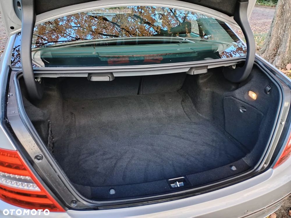 Mercedes-Benz Klasa C 200 T Kompressor Automatik Elegance - 11