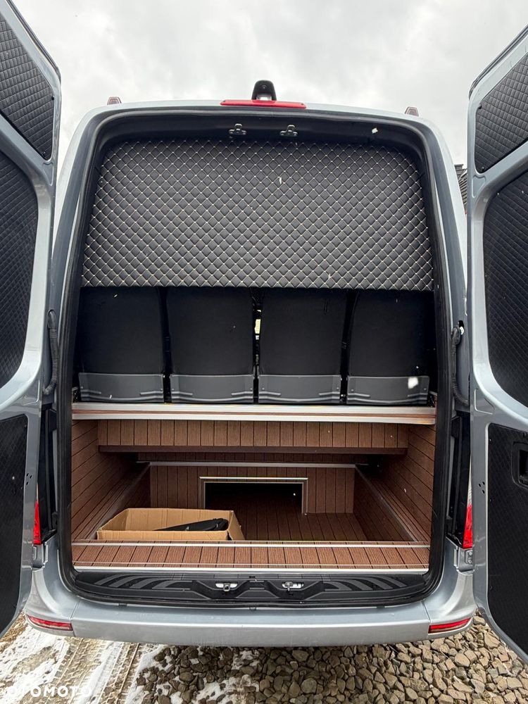 Mercedes-Benz Sprinter 519 - 9